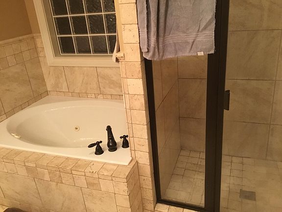 2nd image of 514 N Donahue Dr
