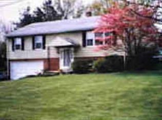 26 Dorinda Dr, Christiana, PA 17509