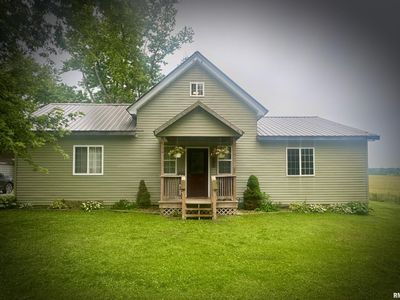 442 W Oak St, Smithfield, IL, 61477