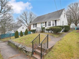 22 Westerfield Rd, Hamden, CT 06514