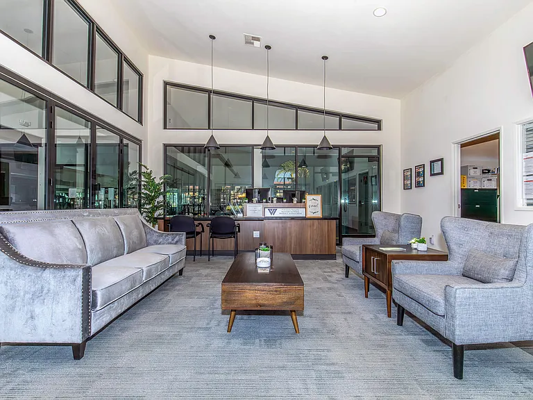 Club Pacifica Apartment Homes — Photo 3