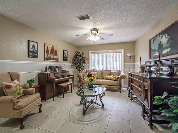 4th image of 16510 Lonesdale Pl
