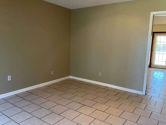 Bonus room- dining, office, playroom, media room