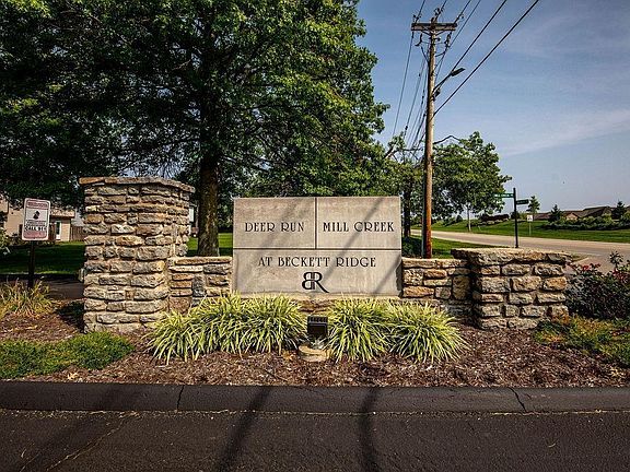 3rd image of 8016 Mill Creek Cir