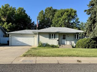 1331 Mission Dr, Sidney, NE 69162