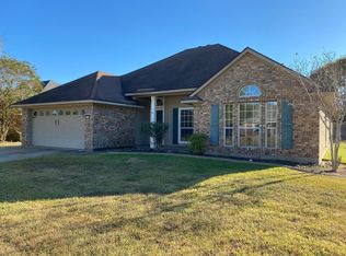 5766 Bayou Dr, Bossier City, LA 71112