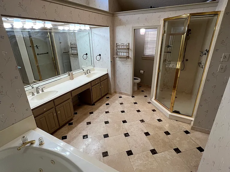 2821 Grand Oak Dr — Photo 13