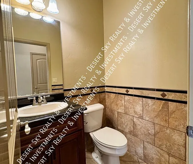 4230 Tres Ninos Dr #A — Photo 12
