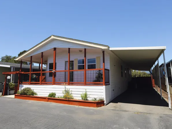 789 Green Valley Rd Spc 136, Watsonville, CA 95076