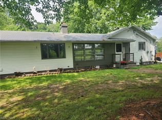 2015 Footville Richmond Rd E, Jefferson, OH 44047