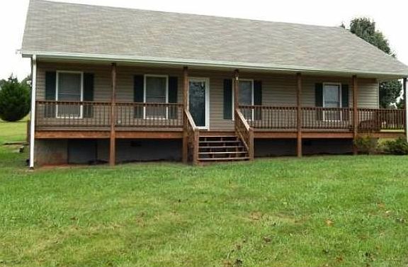2nd image of 1035 Lake Front Ct