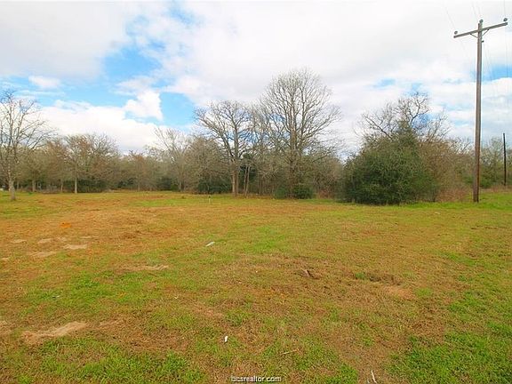 3rd image of 547 Teal Lake Dr