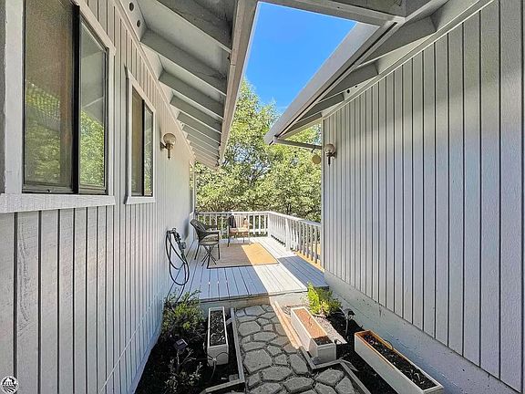 4th image of 16620 Charles Otter Dr
