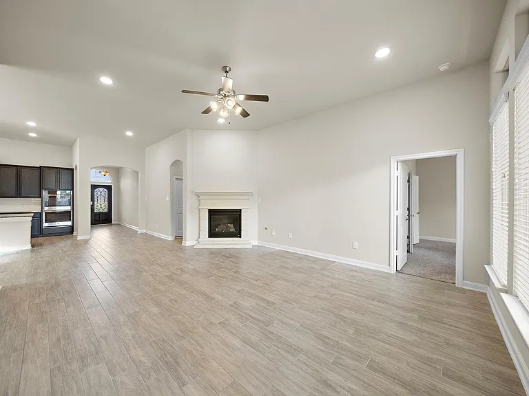 4923 Windy Poplar Trl — Photo 10