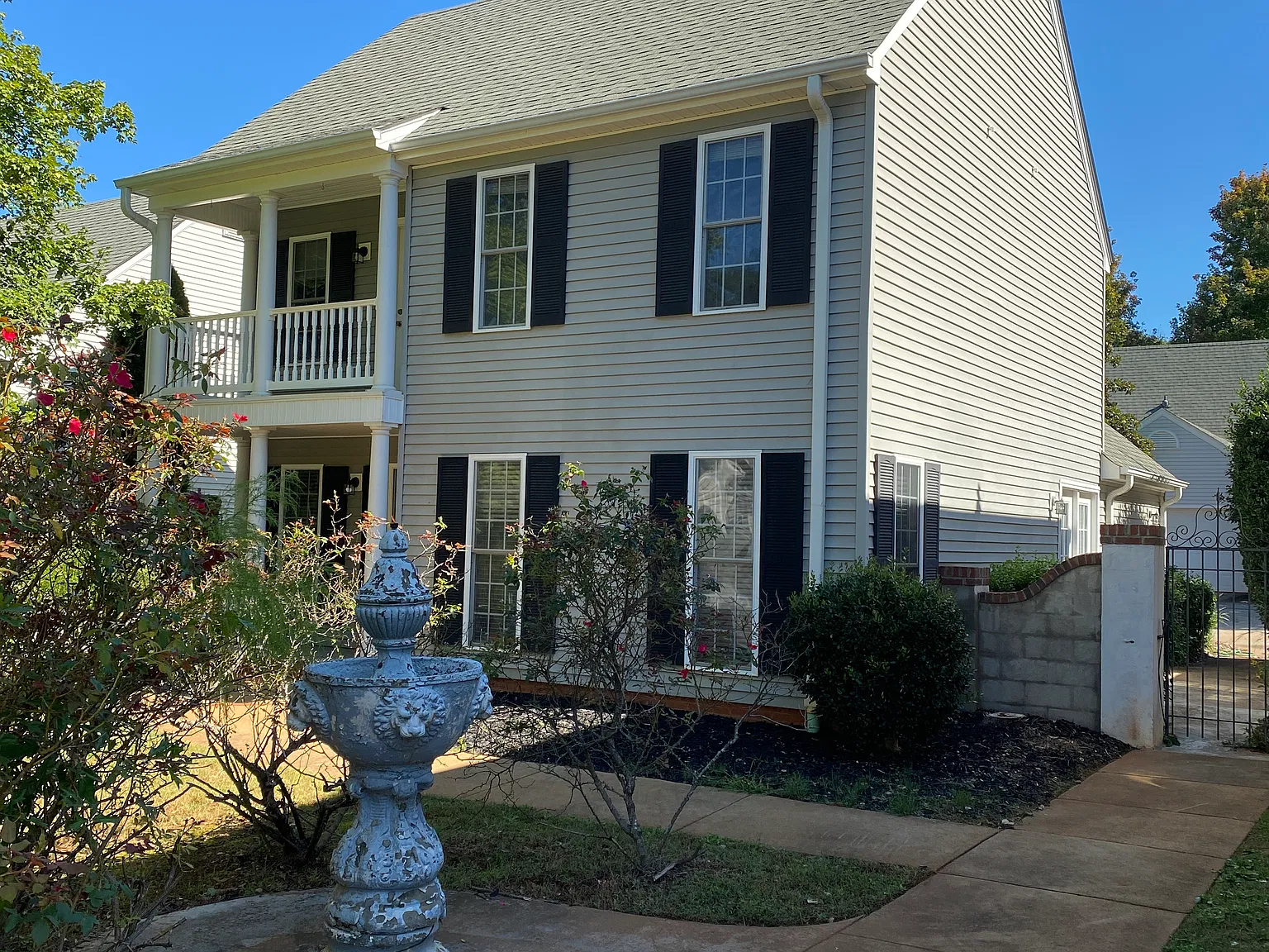 3 bed, 1496 sqft, $1,550 — Photo 2