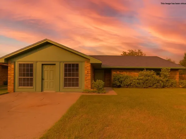 105 Briar Ln, Waxahachie, TX 75165