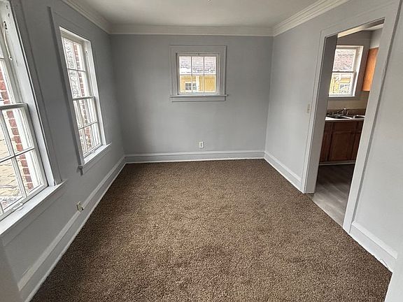 3rd image of 9105 Connecticut Ave