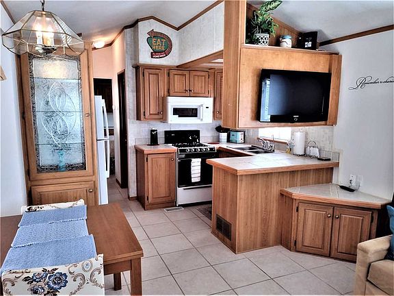 4th image of 5707 E 32nd St Lot 18