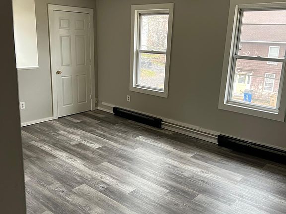 2nd image of 13 Oak St #119