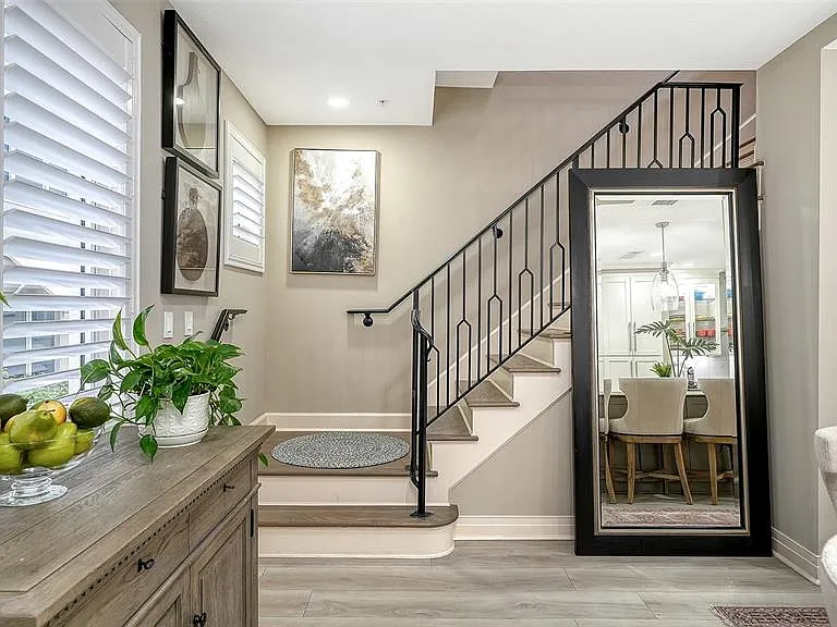 235 Cocoanut Ave #106B — Photo 12