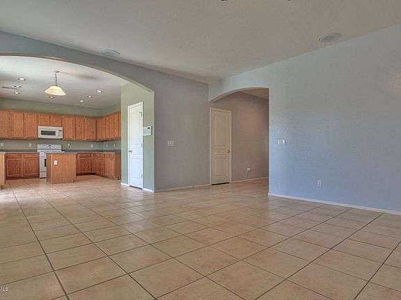 5th image of 43615 W Oster Dr