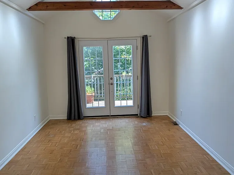 91 Edwin Ave #2 — Photo 8