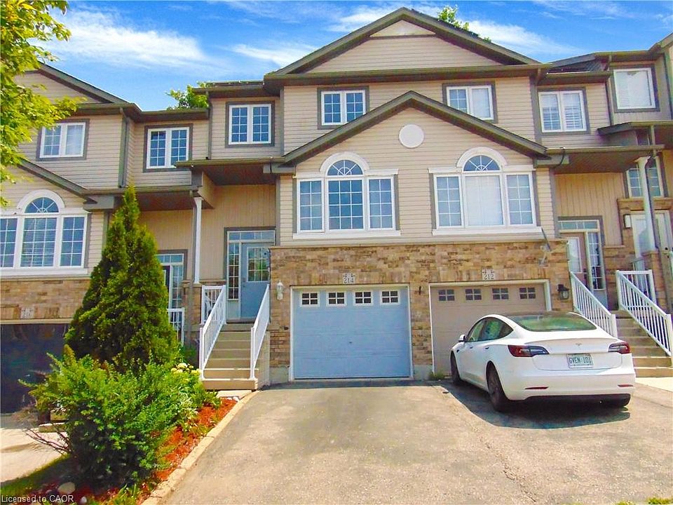 1st image of 214 Snowdrop Cres