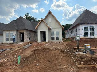 1042 Hunters Way, Opelika, AL 36801