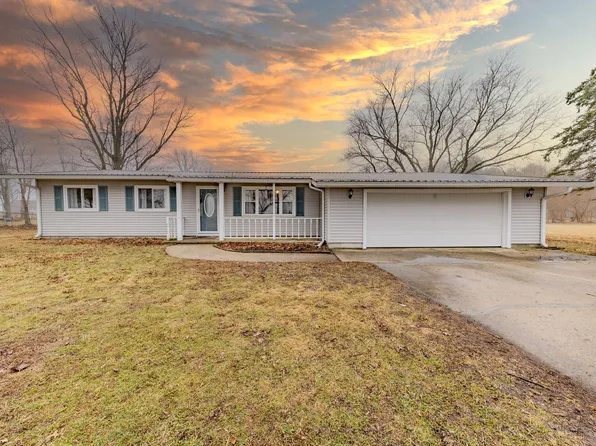 3569 W 1500 S, Kentland, IN 47951