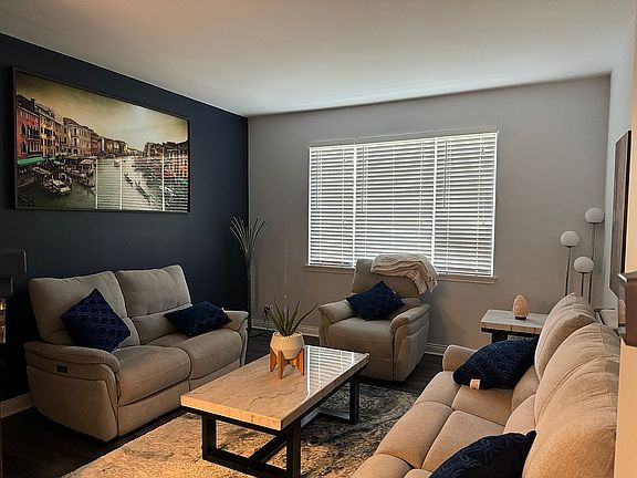 3rd image of 267 Concord Dr #267