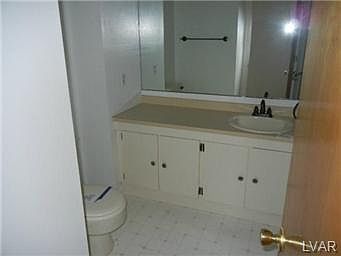 3rd image of 2802 Westgate Dr