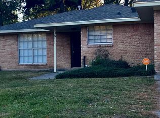 9811 Shadydale Ln, Houston, TX 77016