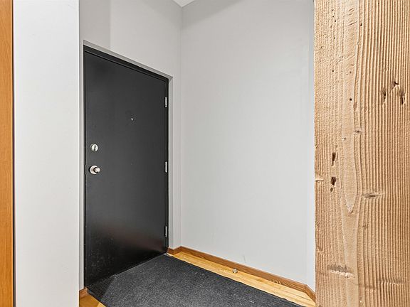 4th image of 10249 104th St NW #401