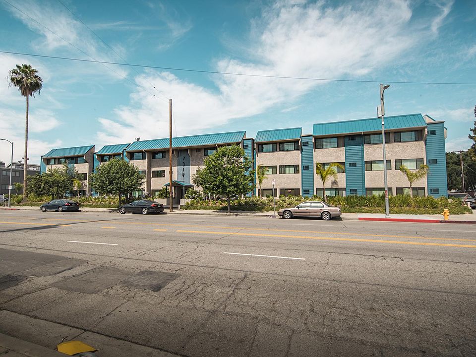 1st image of 7317 Haskell Ave APT 307