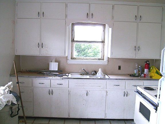 3rd image of 500 W Center St