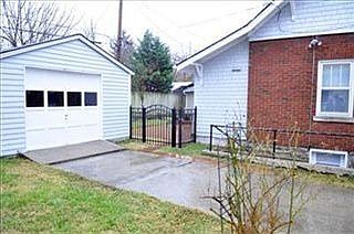 3rd image of 114 Victory Ave