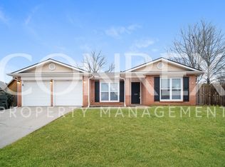 105 Champions Green Ct, Madison, AL 35758
