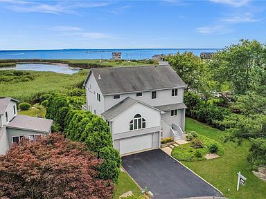 65 Southwest Rd Narragansett Ri 02882 Zillow