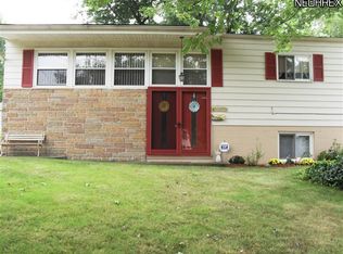 1665 Vicgross Ave, Akron, OH 44310