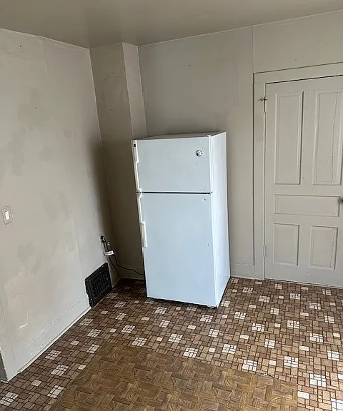 316 Summit St — Photo 4