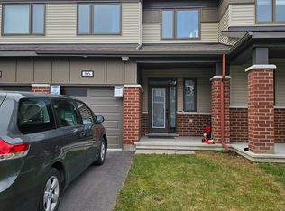 86 Kindred Row, Ottawa, ON K2S 3A2