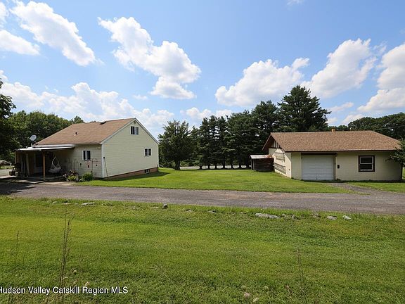 2nd image of 2187 County Route 8
