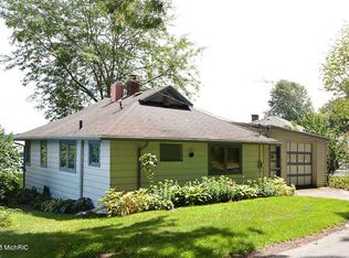 67319 Territorial Rd, Lawrence, MI 49064