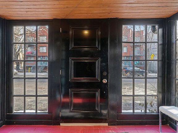 2nd image of 1852 Rue Plessis