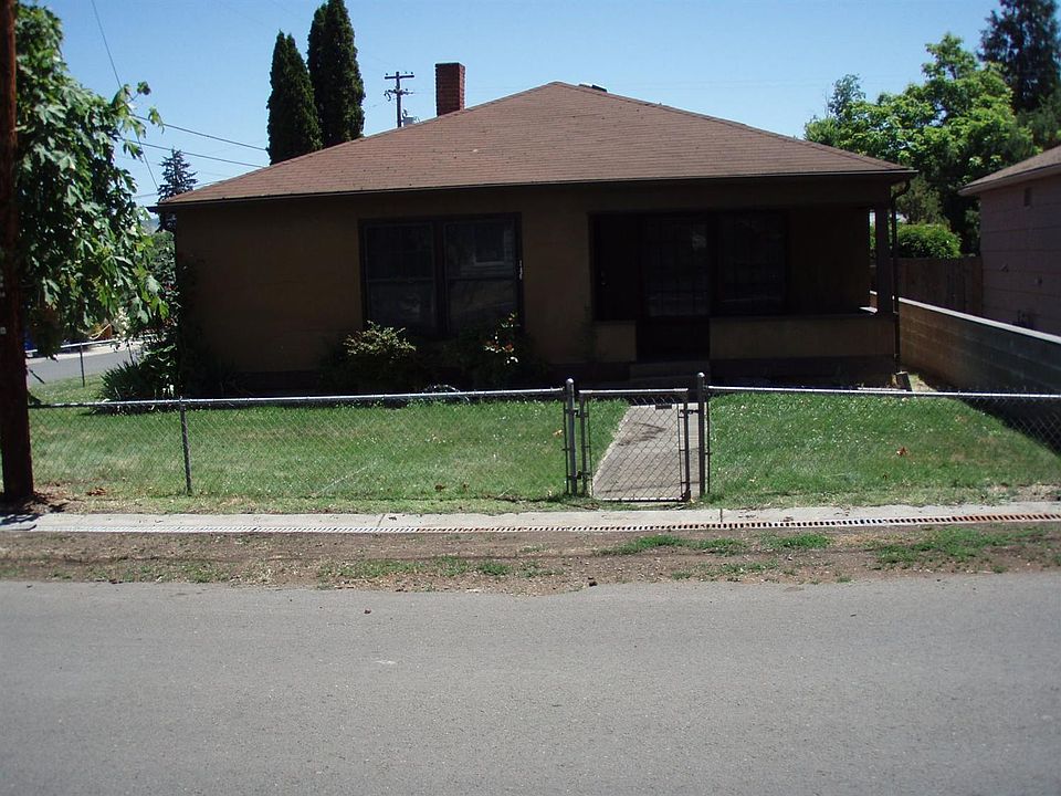 1st image of 146 Kenwood Ave