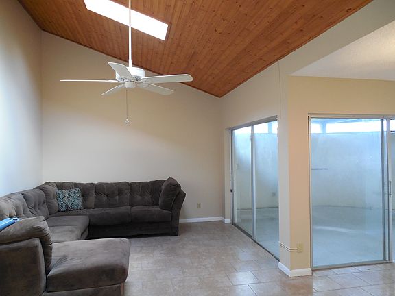3rd image of 2752 Haverhill Ct