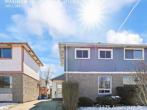 2nd image of 1375 Arncliffe Pl