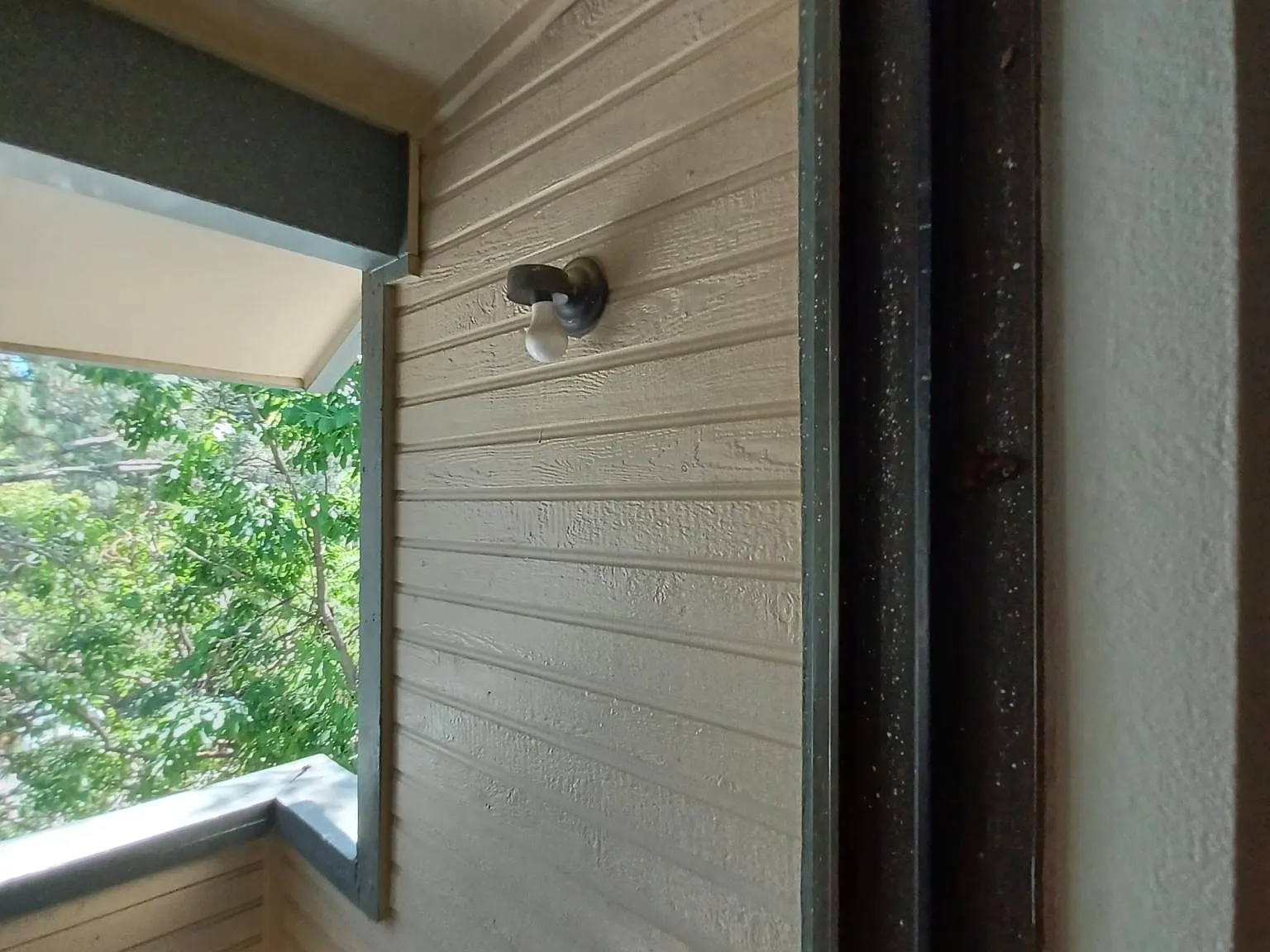 16051 E Alaska Pl — Photo 2