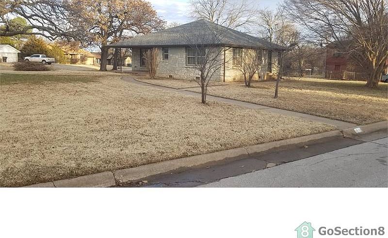 2nd image of 1101 Campbell Rd
