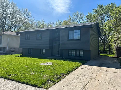 1033 E 51st Pl Photo 1